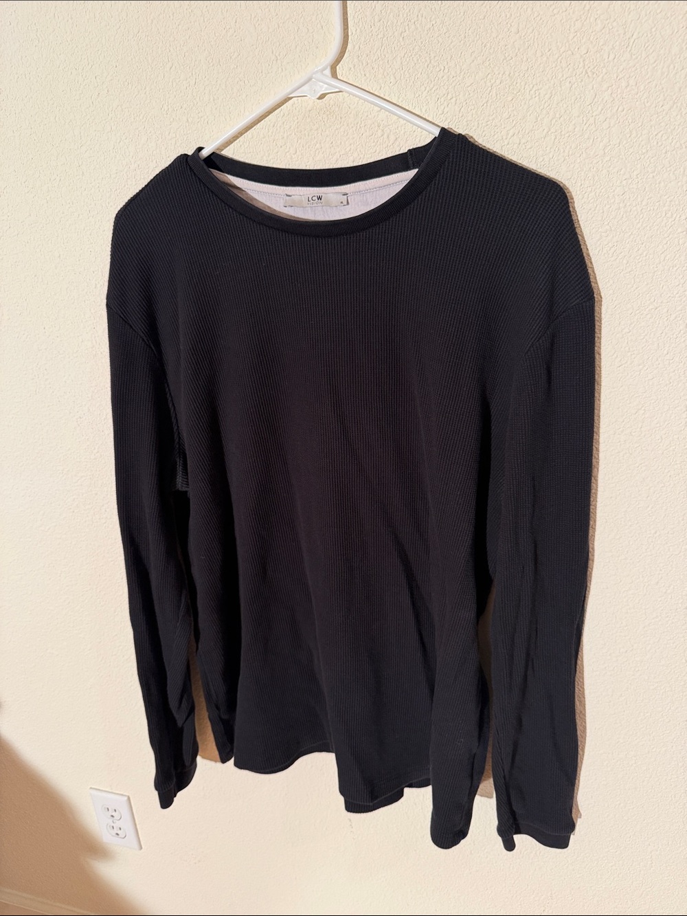 Men's Long-Sleeve Black Thermal Crew Shirt